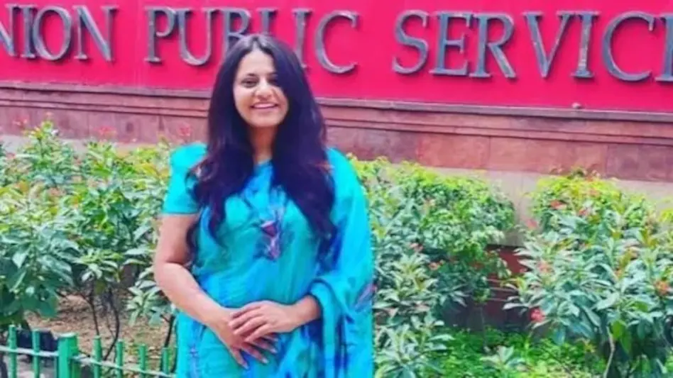 pooja khedakar