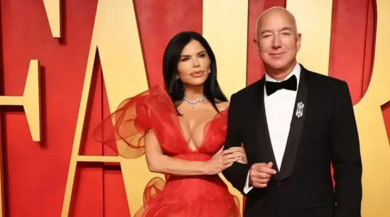 jeff bezos (image source republic world)