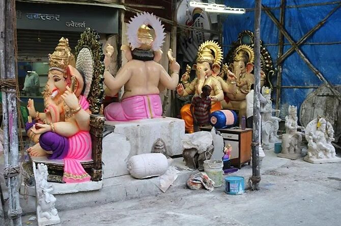 rediff credit ganeshotsav-bitter-truth-30-foot-ganesha-idol